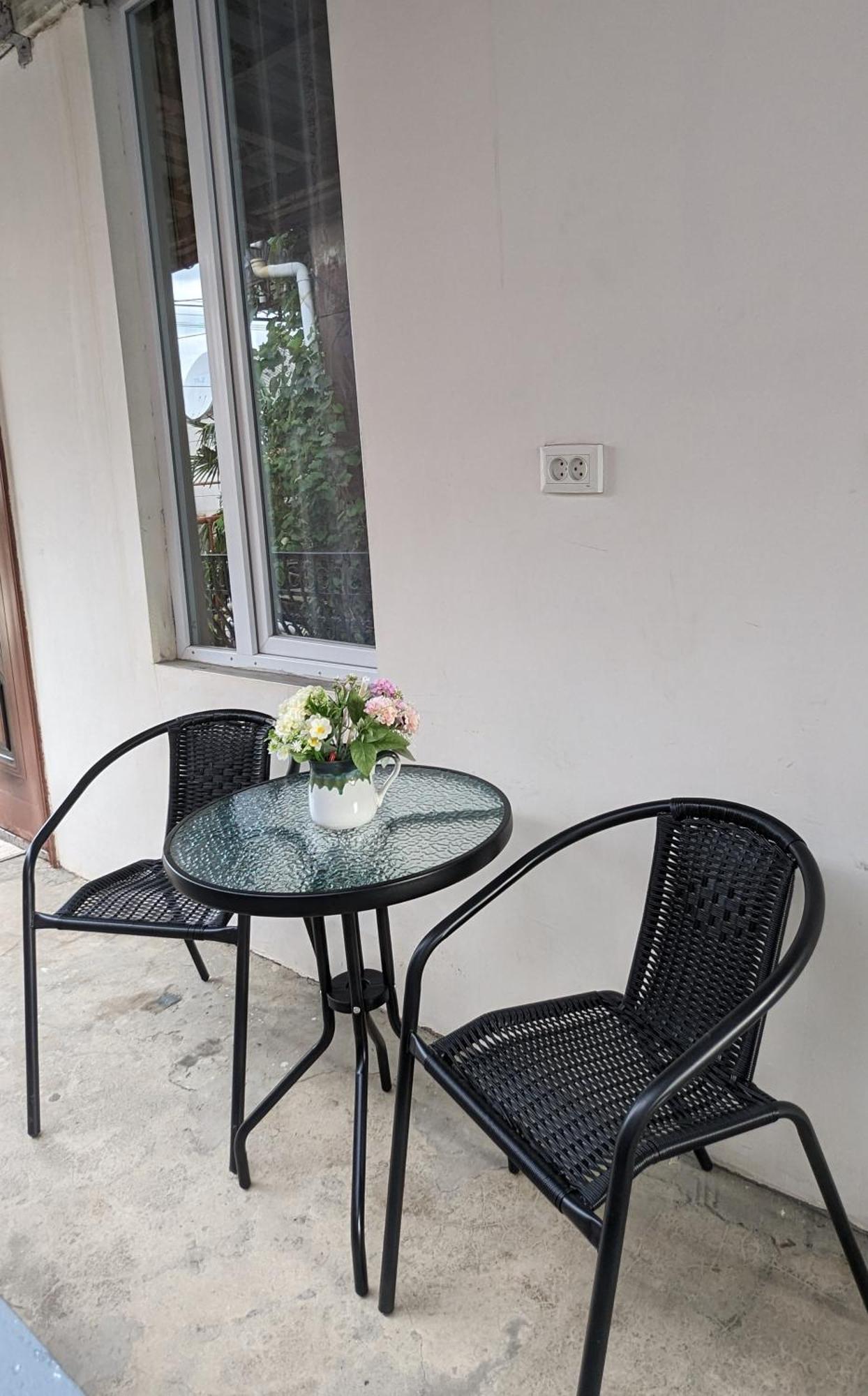 Mano'S Guest House Kobuleti Exterior foto
